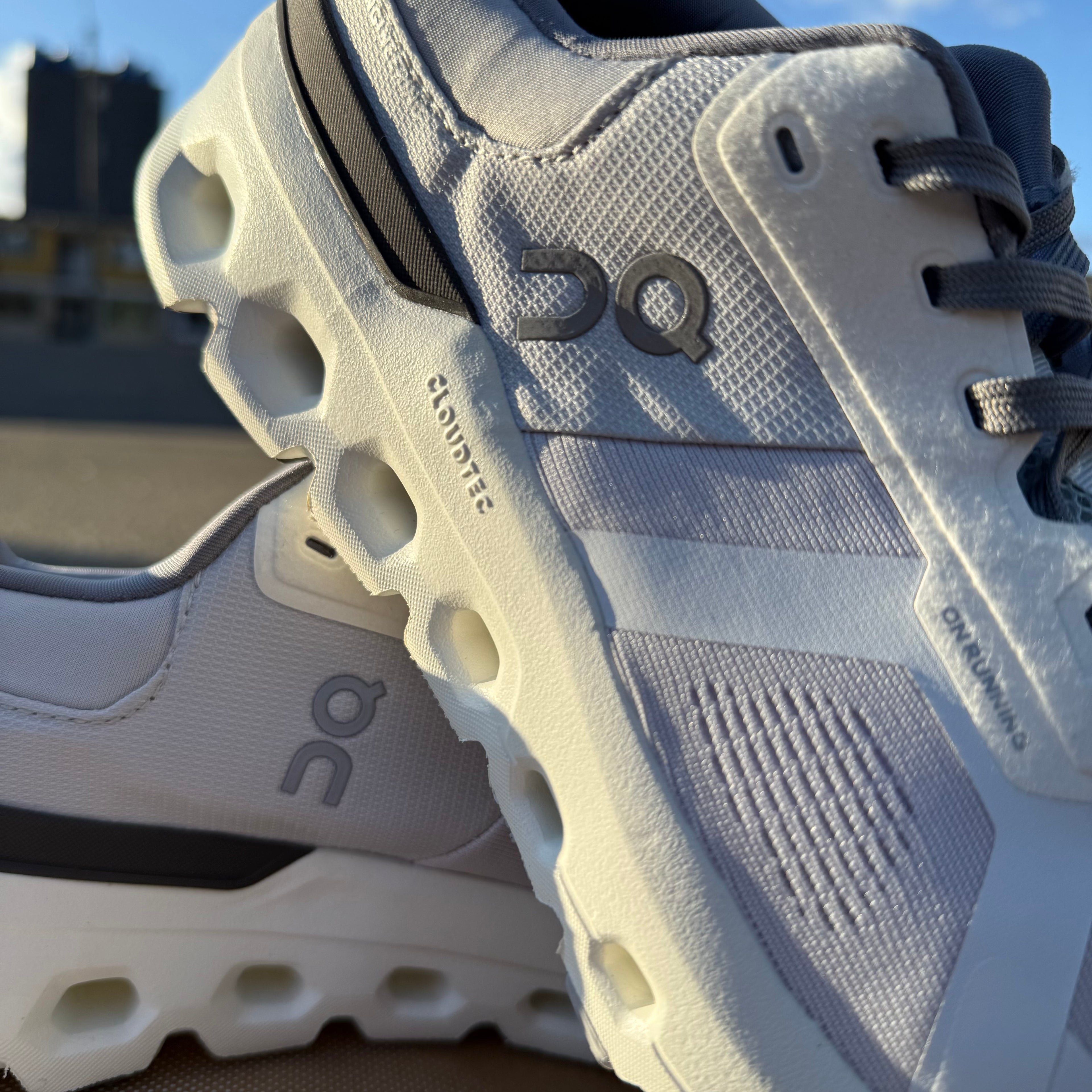 On cloud runner 2