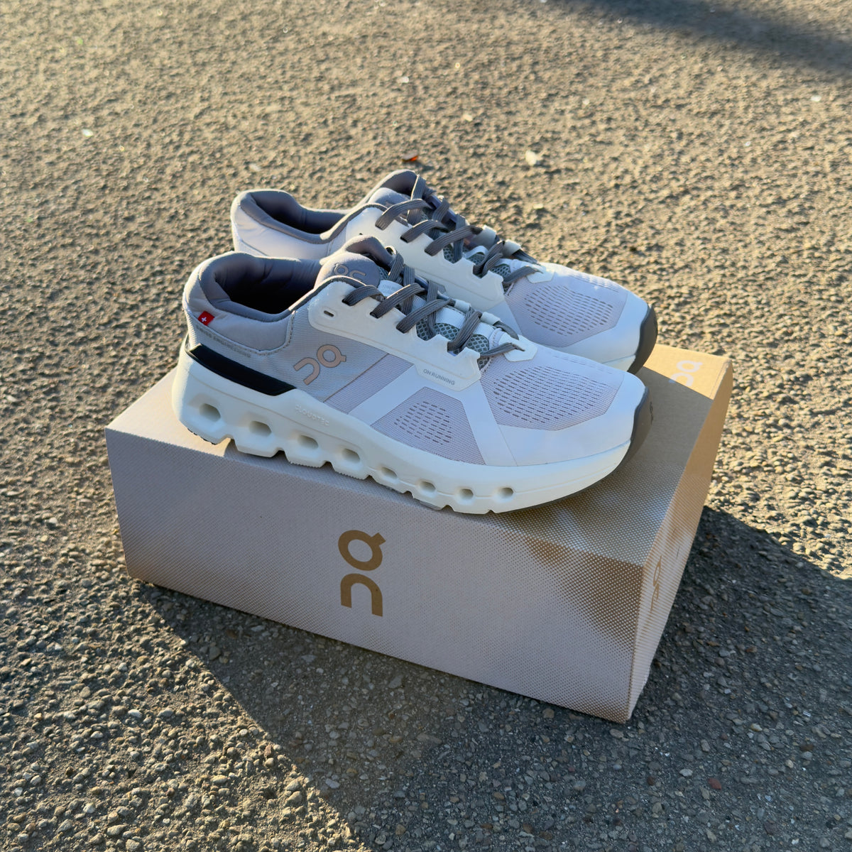 On cloud runner 2